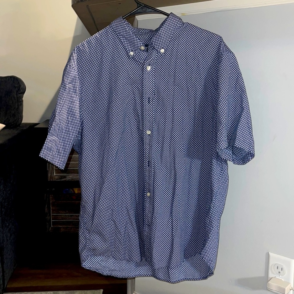 Club Monaco XL short sleeve shirt